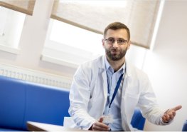 „Téma rozhovoru vždy určuje pacient,“ říká nemocniční kaplan