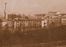 Nemocnice Pardubického kraje hledá dobové fotografie svých nemocnic a další historické materiály