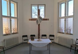 Nemocniční kaple slouží pacientům i široké veřejnosti