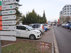 Nové parkovací plochy u budovy kardiologie